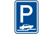 Dopravní značka „Parkoviště (částečné stání na chodníku kolmé nebo šikmé)“ (č. IP 11f) označuje místo, kde je dovoleno zastavení a stání. Symbol ve spodní části značky, který může být obrácen, vyznačuje stanovený způsob stání na parkovišti. Tento symbol může být vyznačen i na dodatkové tabulce. Tato značka ukončuje platnost dopravních značek „Zákaz zastavení“ (č. B 8) „Zákaz stání“ (č. B 29). TestImage